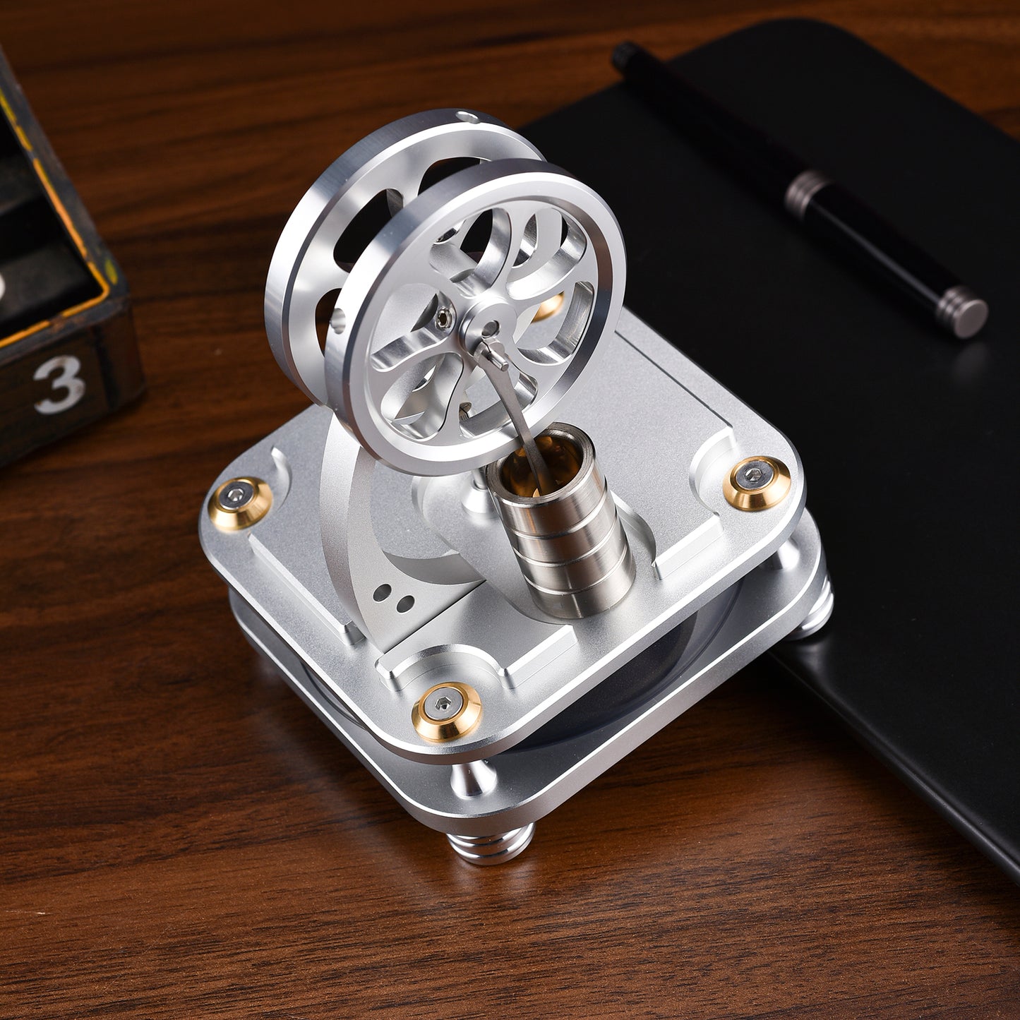 D16-C cryogenic Stirling engine is designed for educators and enthusiasts.