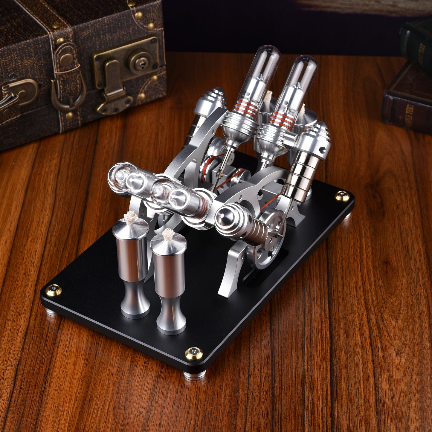 Stirling four-cylinder engine designed for science enthusiasts, educators and collectors